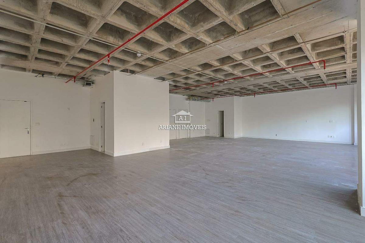 Sala, Vila da Serra, 0 Quarto, 3 Vagas