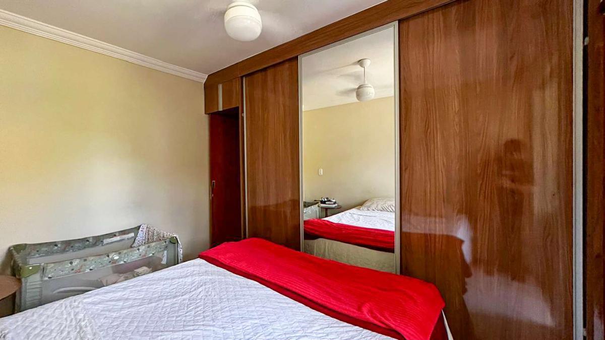 Casa, Camargos, 2 Quartos, 2 Vagas, 1 Suíte