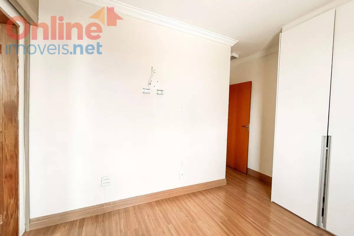 Apartamento, Castelo, 2 Quartos, 0 Vaga, 1 Suíte