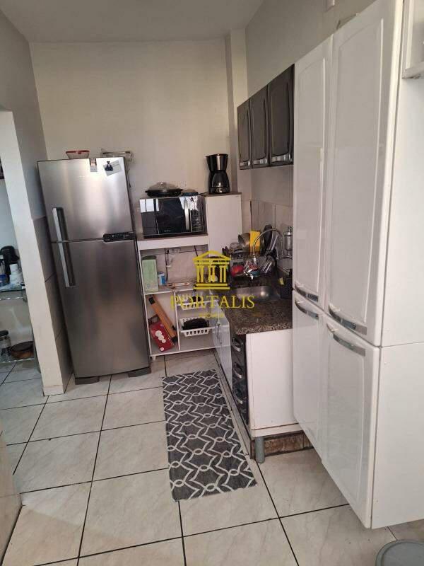 Apartamento, Colégio Batista, 2 Quartos, 0 Vaga, 1 Suíte