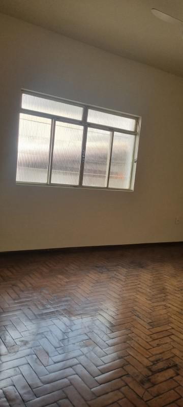 Casa Comercial, Padre Eustáquio, 3 Quartos, 2 Vagas, 1 Suíte