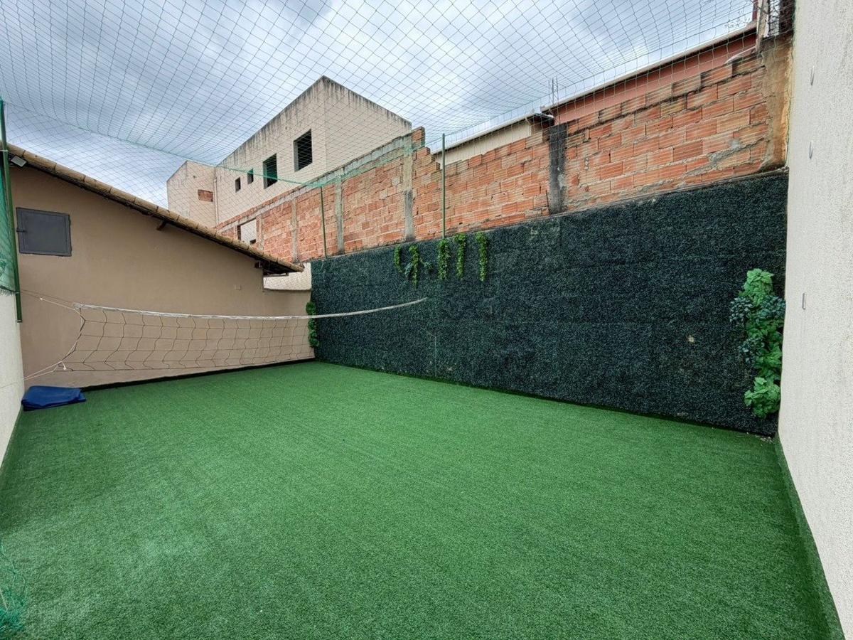 Casa, Europa, 3 Quartos, 3 Vagas, 1 Suíte