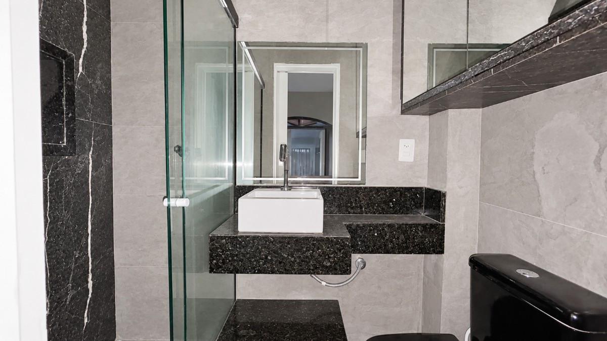 Apartamento, Luxemburgo, 4 Quartos, 1 Vaga, 1 Suíte