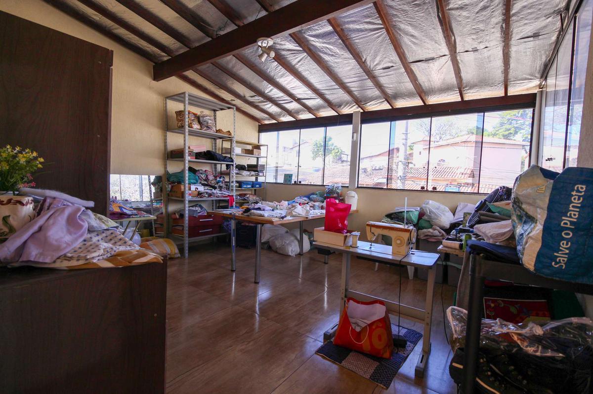 Casa, Planalto, 5 Quartos, 5 Vagas, 1 Suíte