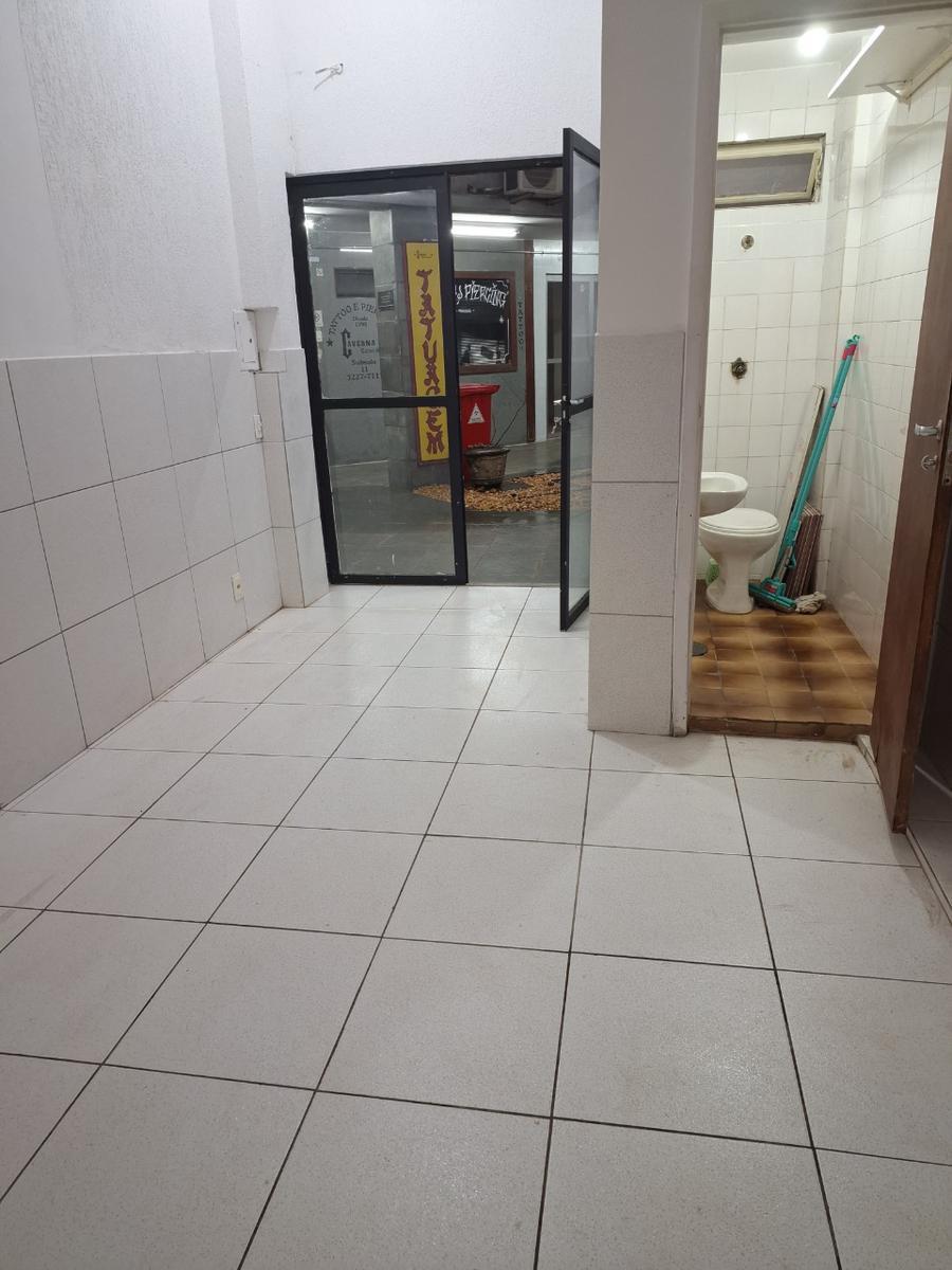 Andar, Savassi, 0 Quarto, 0 Vaga