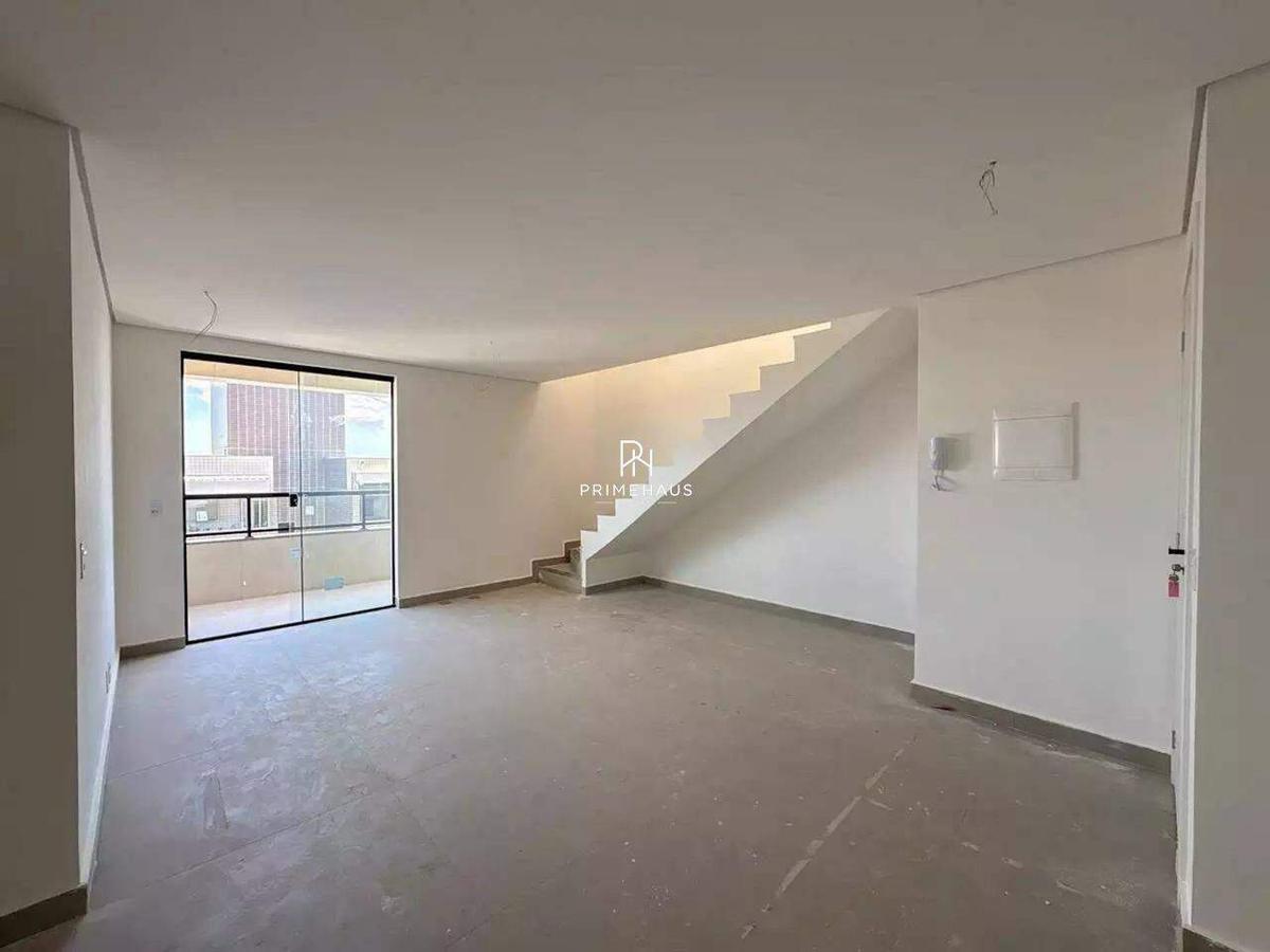 Cobertura, Jardim Industrial, 3 Quartos, 2 Vagas, 1 Suíte