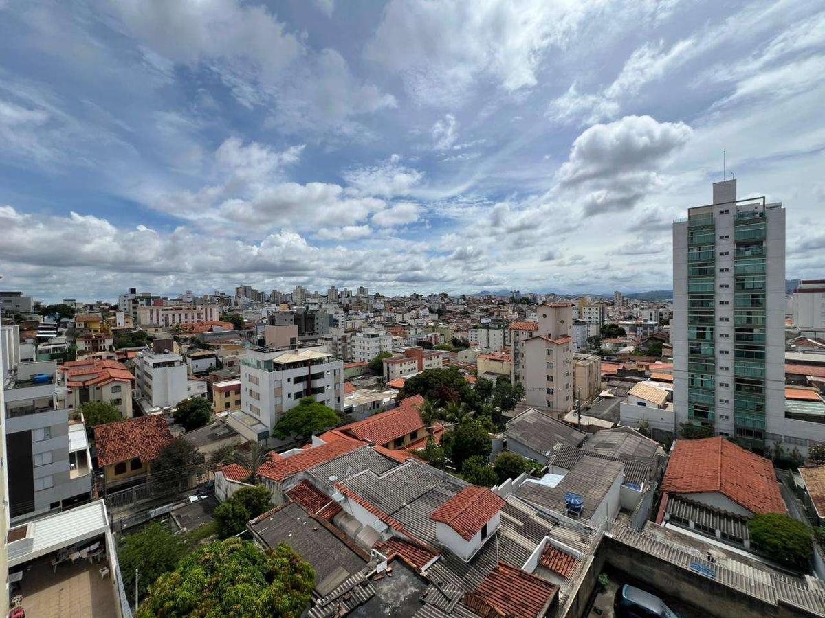 Cobertura, Sagrada Família, 3 Quartos, 2 Vagas, 1 Suíte