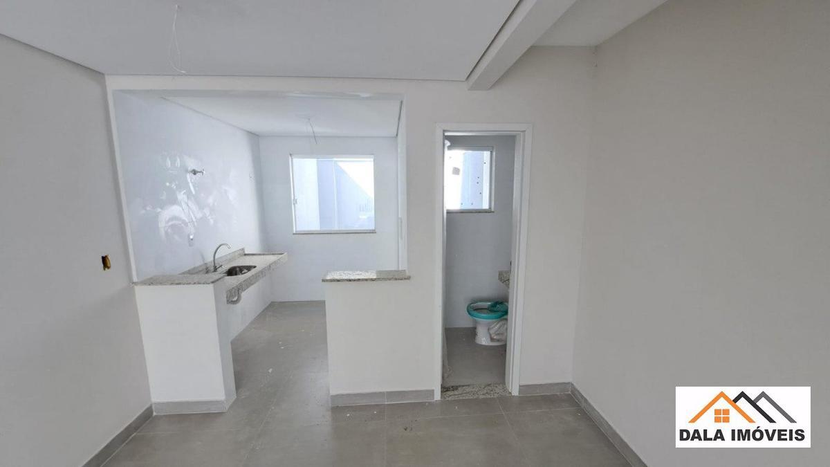 Casa, Planalto, 2 Quartos, 1 Vaga, 1 Suíte