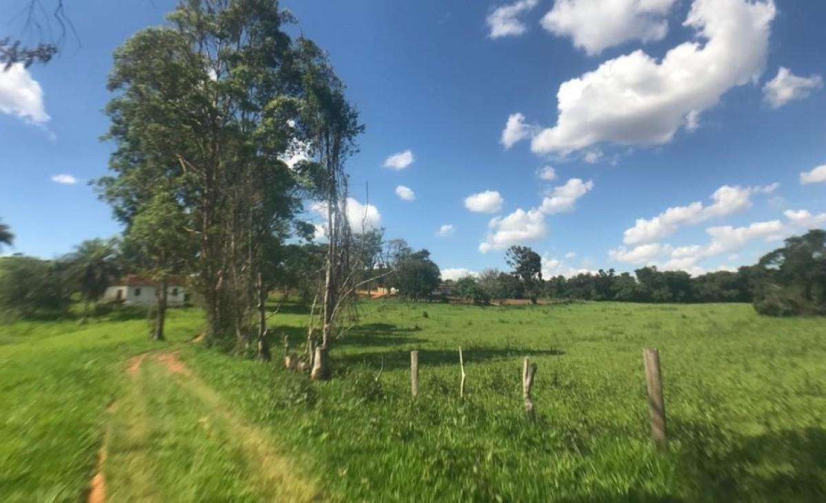 Fazenda, Zona Rural, 2 Quartos, 0 Vaga