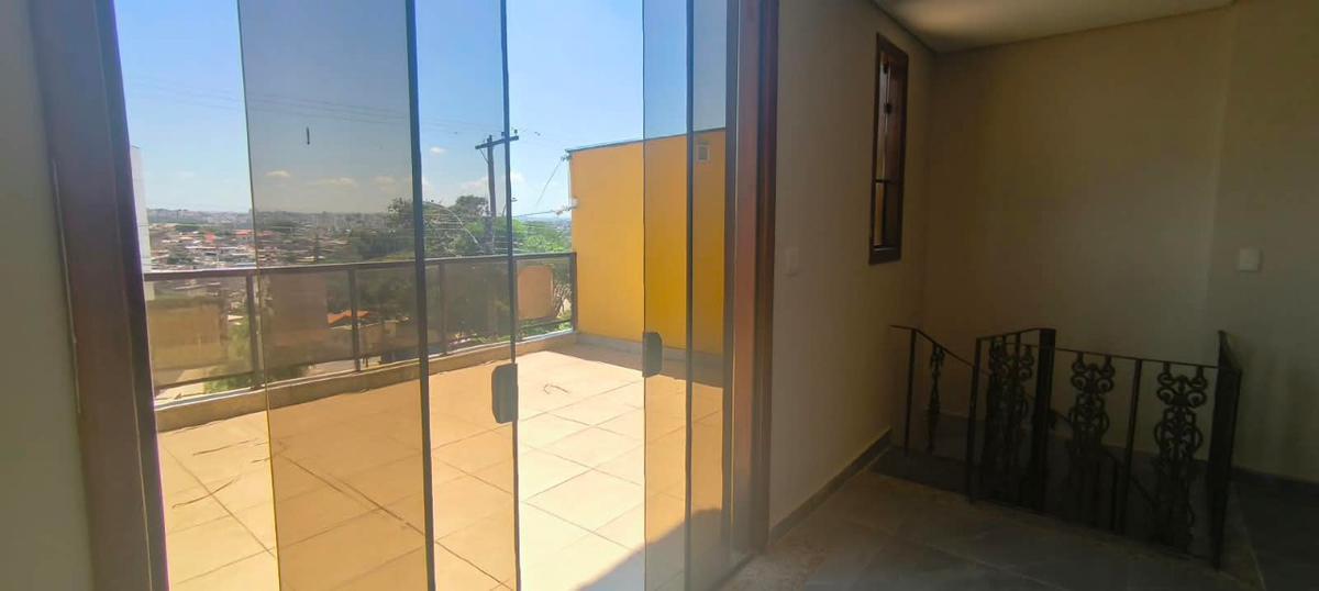Casa, Pirajá, 3 Quartos, 2 Vagas, 1 Suíte