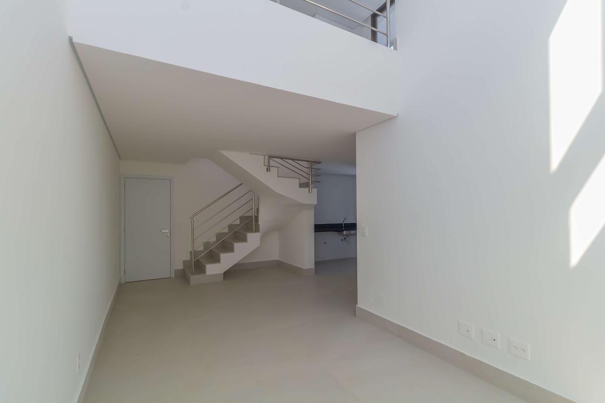 Cobertura, Serra, 3 Quartos, 2 Vagas, 1 Suíte