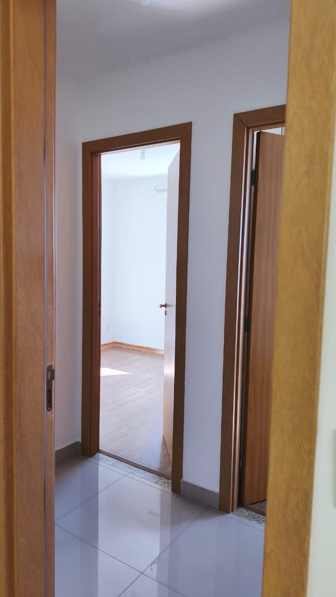 Apartamento, Sagrada Família, 3 Quartos, 2 Vagas, 1 Suíte