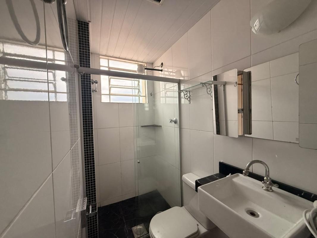 Apartamento, Floresta, 2 Quartos, 0 Vaga