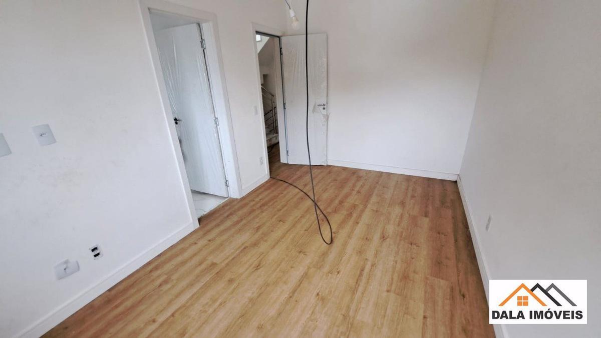 Casa, Planalto, 3 Quartos, 2 Vagas, 1 Suíte