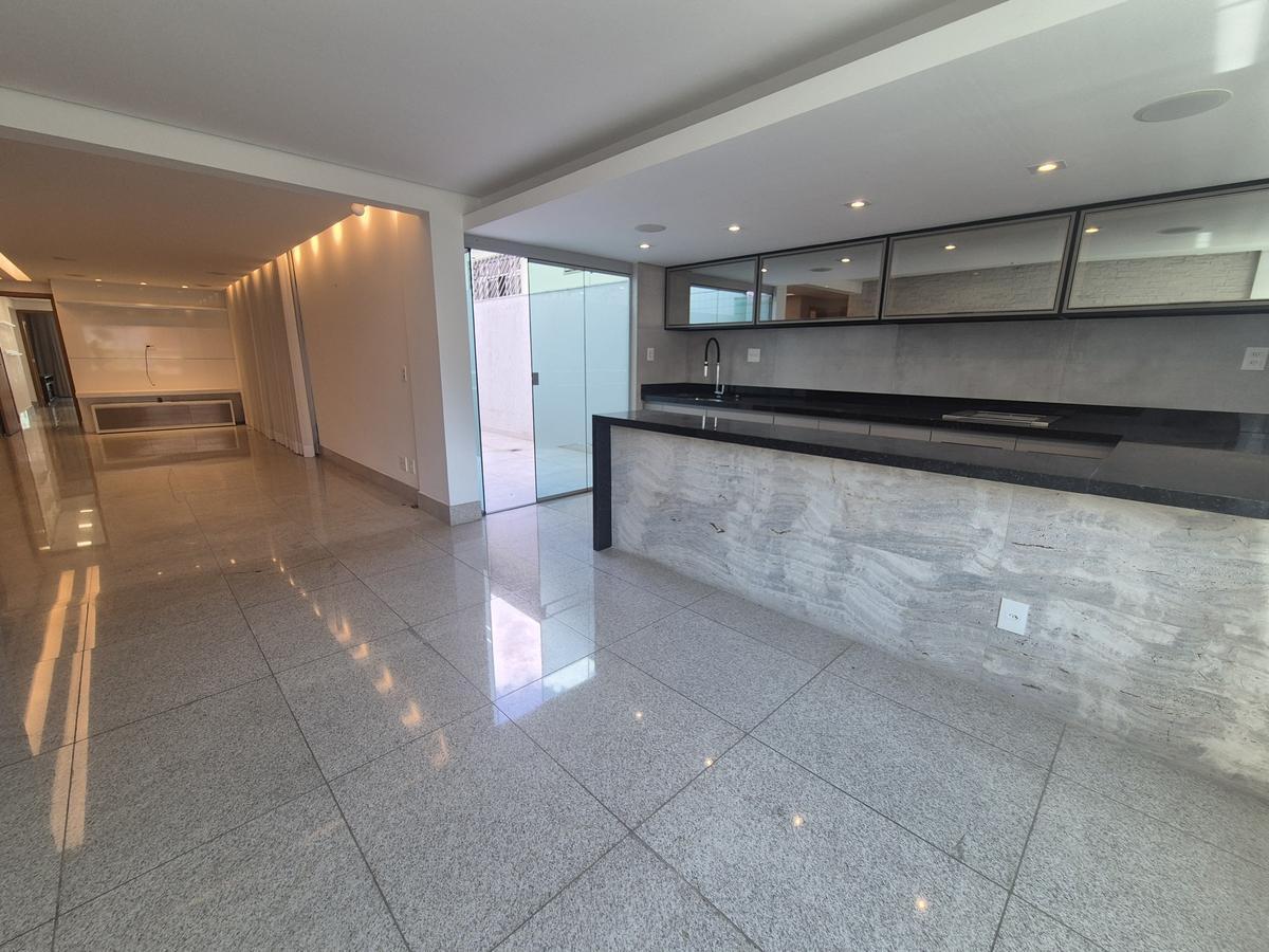 Apartamento, Liberdade, 4 Quartos, 2 Vagas, 2 Suítes