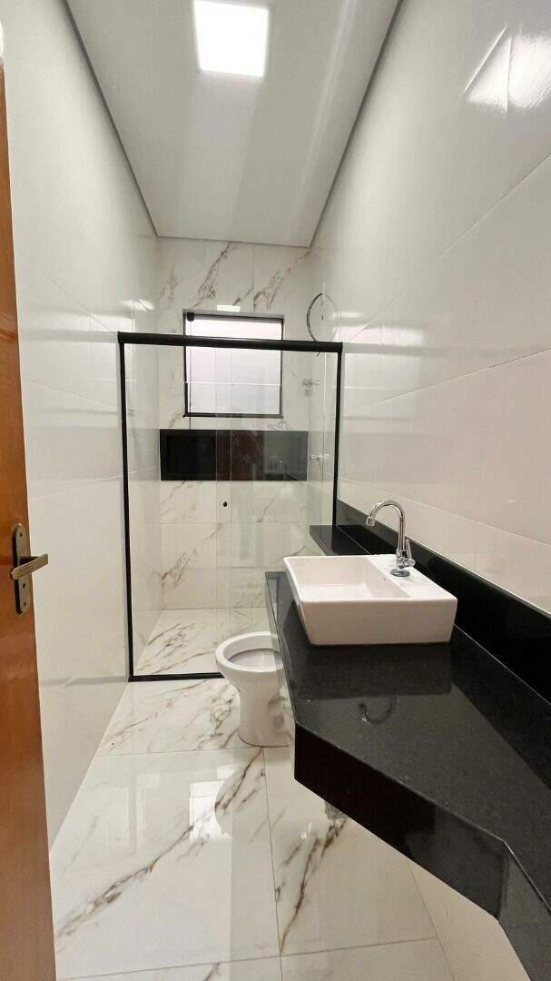 Casa, Novo Centro, 3 Quartos, 2 Vagas, 1 Suíte
