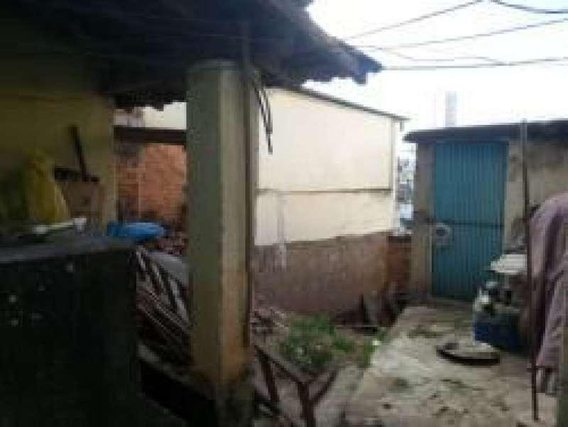 Casa, Centro, 4 Quartos, 0 Vaga