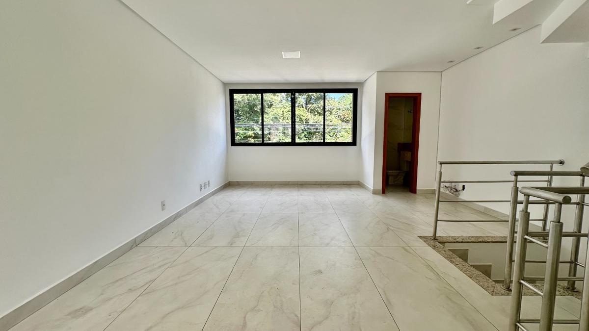 Casa, Itapoã, 3 Quartos, 4 Vagas, 1 Suíte