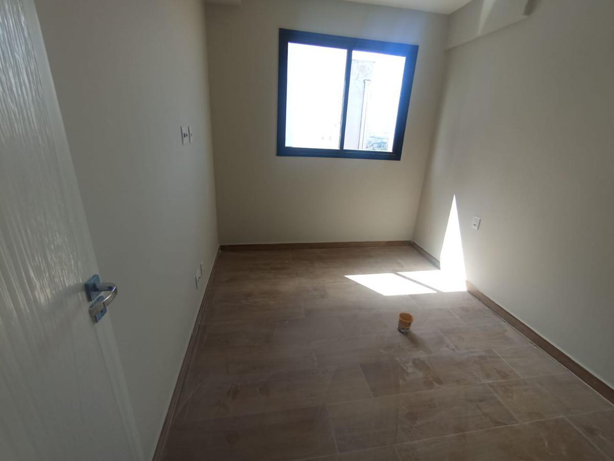 Casa, Santa Cruz, 3 Quartos, 2 Vagas, 1 Suíte