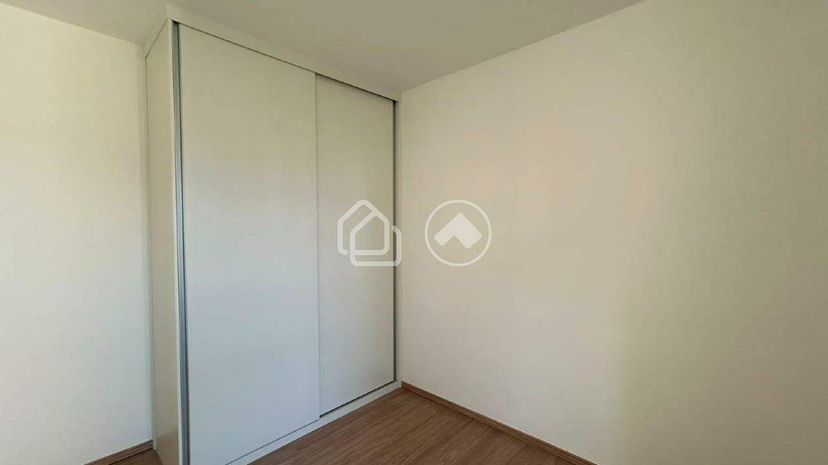 Apartamento, Estoril, 2 Quartos, 1 Vaga, 1 Suíte