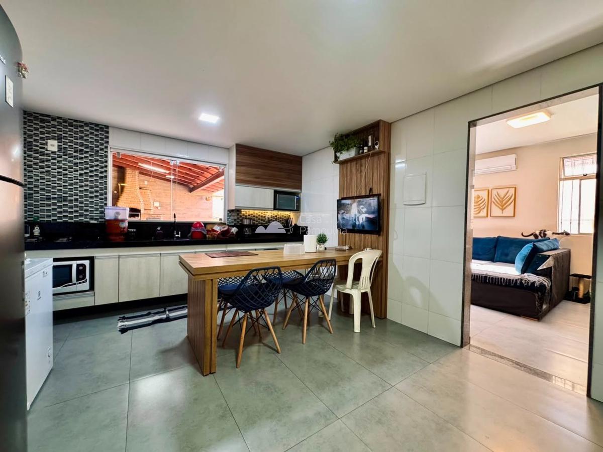 Casa, Rio Branco, 2 Quartos, 4 Vagas