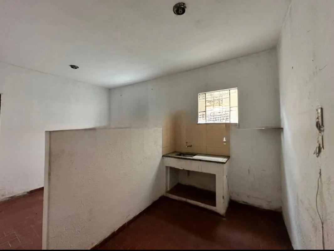 Casa, Jardim Laguna, 1 Quarto, 0 Vaga