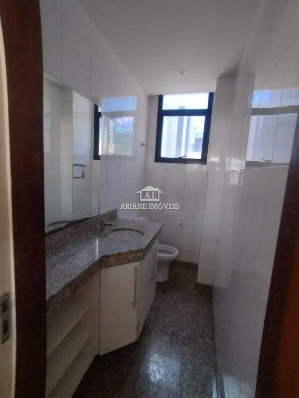Andar, Estoril, 0 Quarto, 5 Vagas