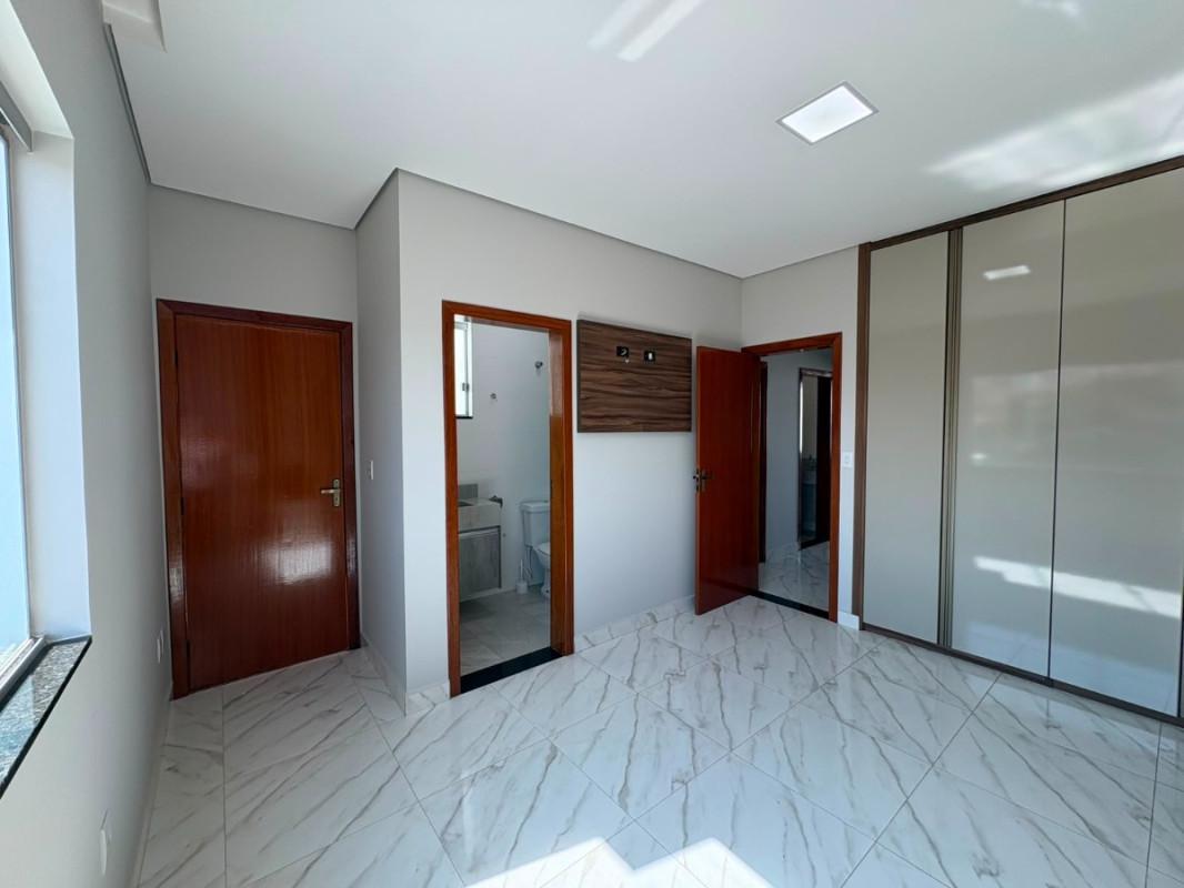 Casa, Masterville, 3 Quartos, 4 Vagas, 1 Suíte