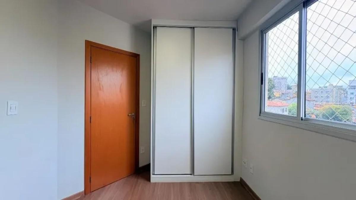 Apartamento, Sagrada Família, 3 Quartos, 2 Vagas, 1 Suíte