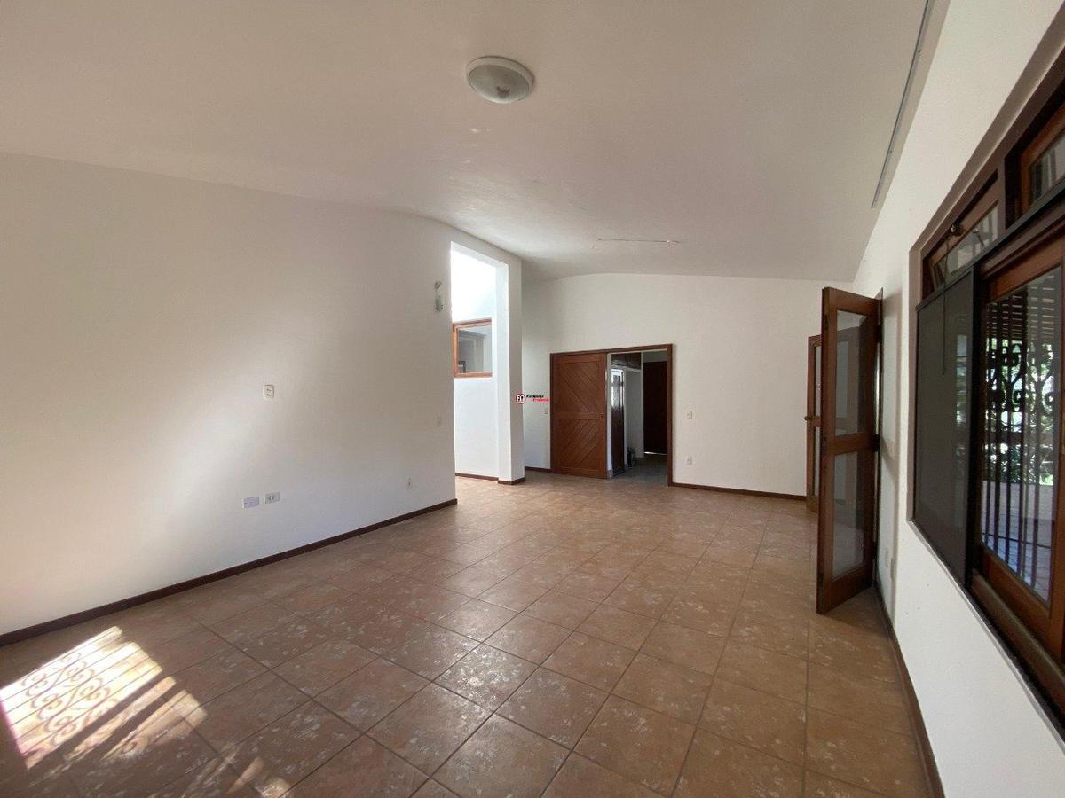 Casa, Nacional, 4 Quartos, 4 Vagas, 2 Suítes