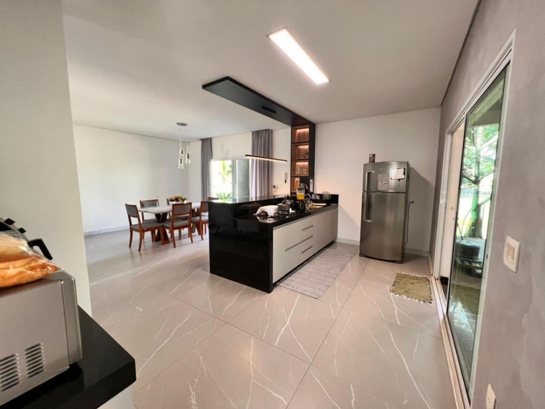 Casa, Jardim Encantado, 2 Quartos, 2 Vagas, 1 Suíte