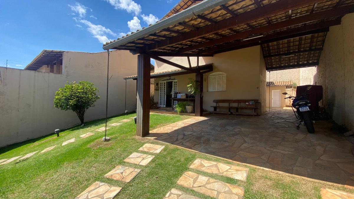 Casa, Álvaro Camargos, 4 Quartos, 2 Vagas, 1 Suíte