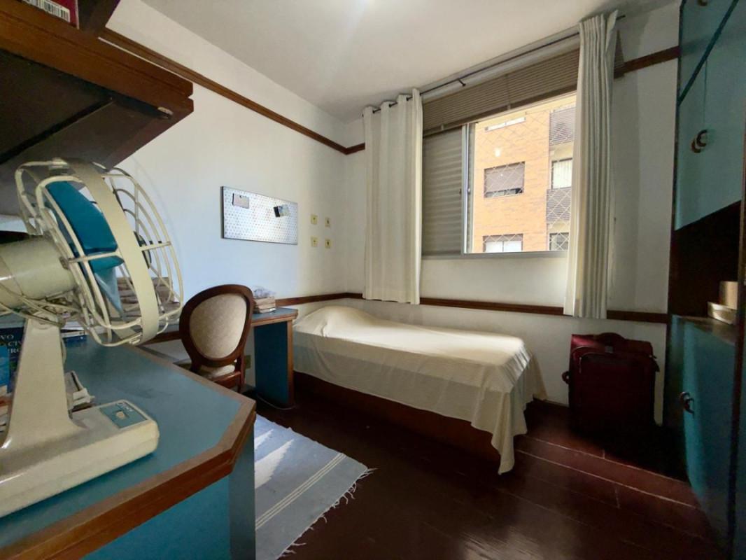 Apartamento, Santo Agostinho, 4 Quartos, 2 Vagas, 1 Suíte