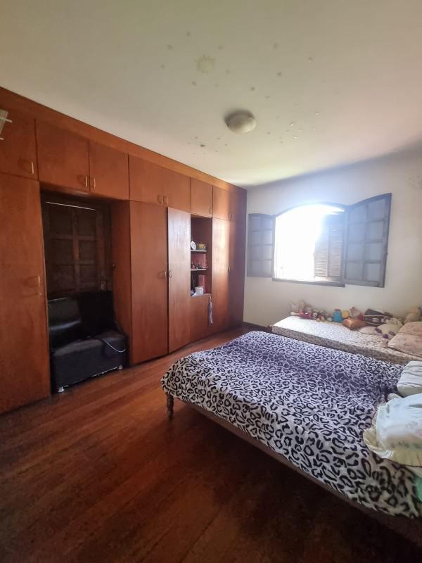 Casa, Três Barras, 5 Quartos, 3 Vagas, 1 Suíte