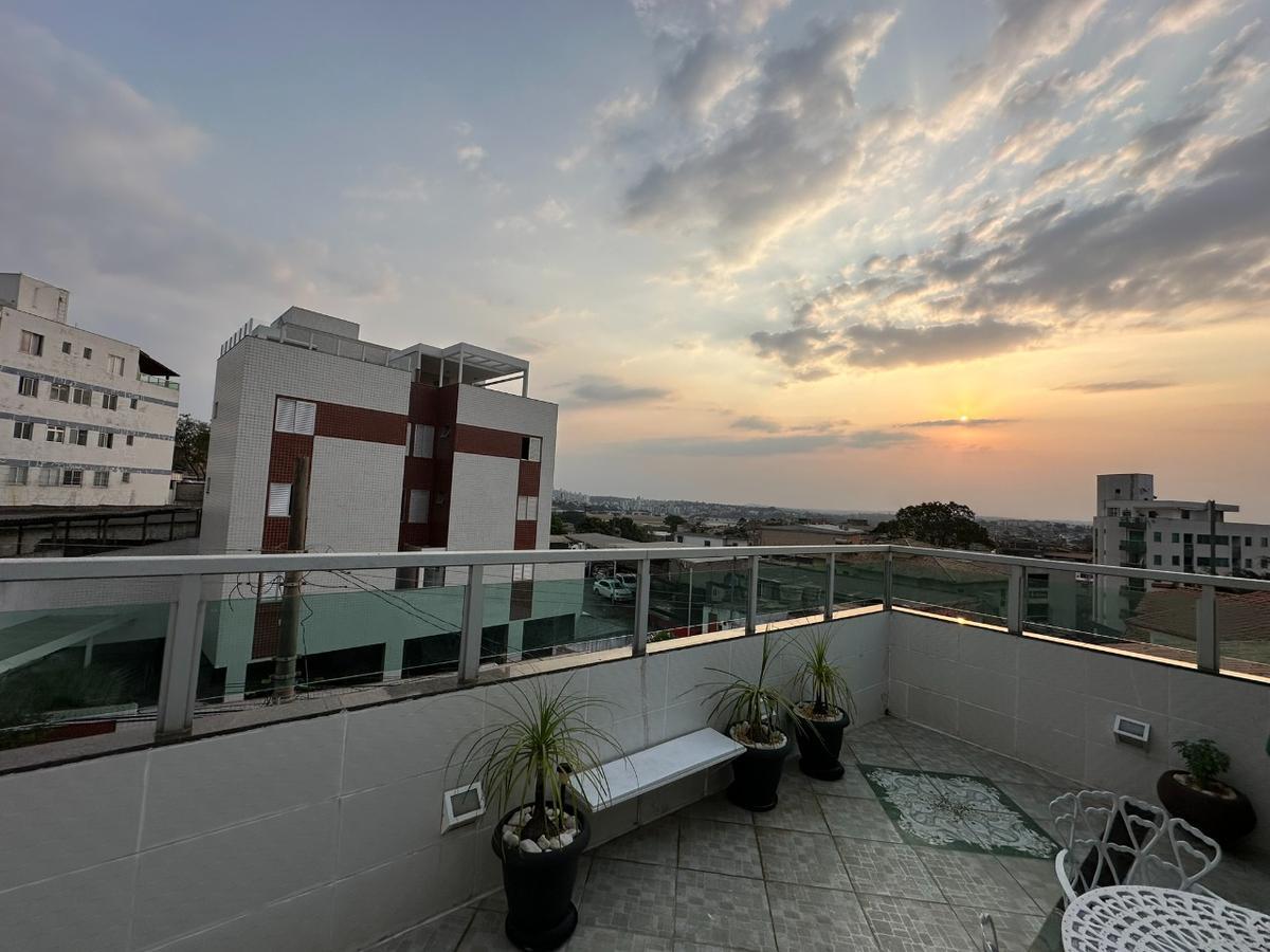 Casa, Heliópolis, 5 Quartos, 1 Vaga, 1 Suíte