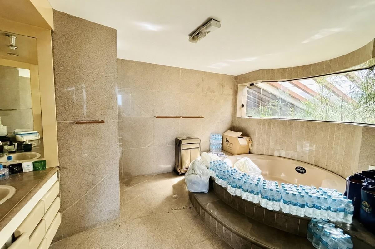 Casa, São Luiz (pampulha), 6 Quartos, 6 Vagas, 4 Suítes