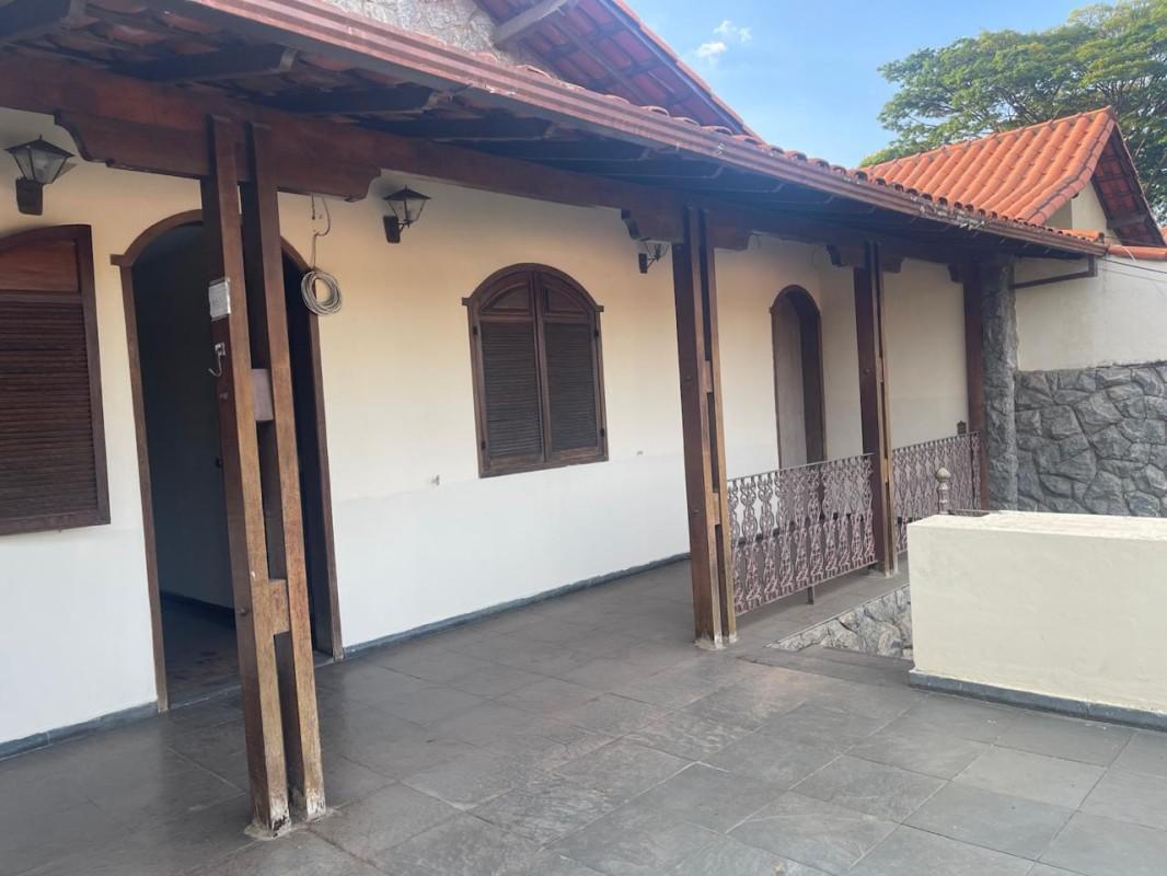 Casa, Planalto, 3 Quartos, 2 Vagas, 1 Suíte