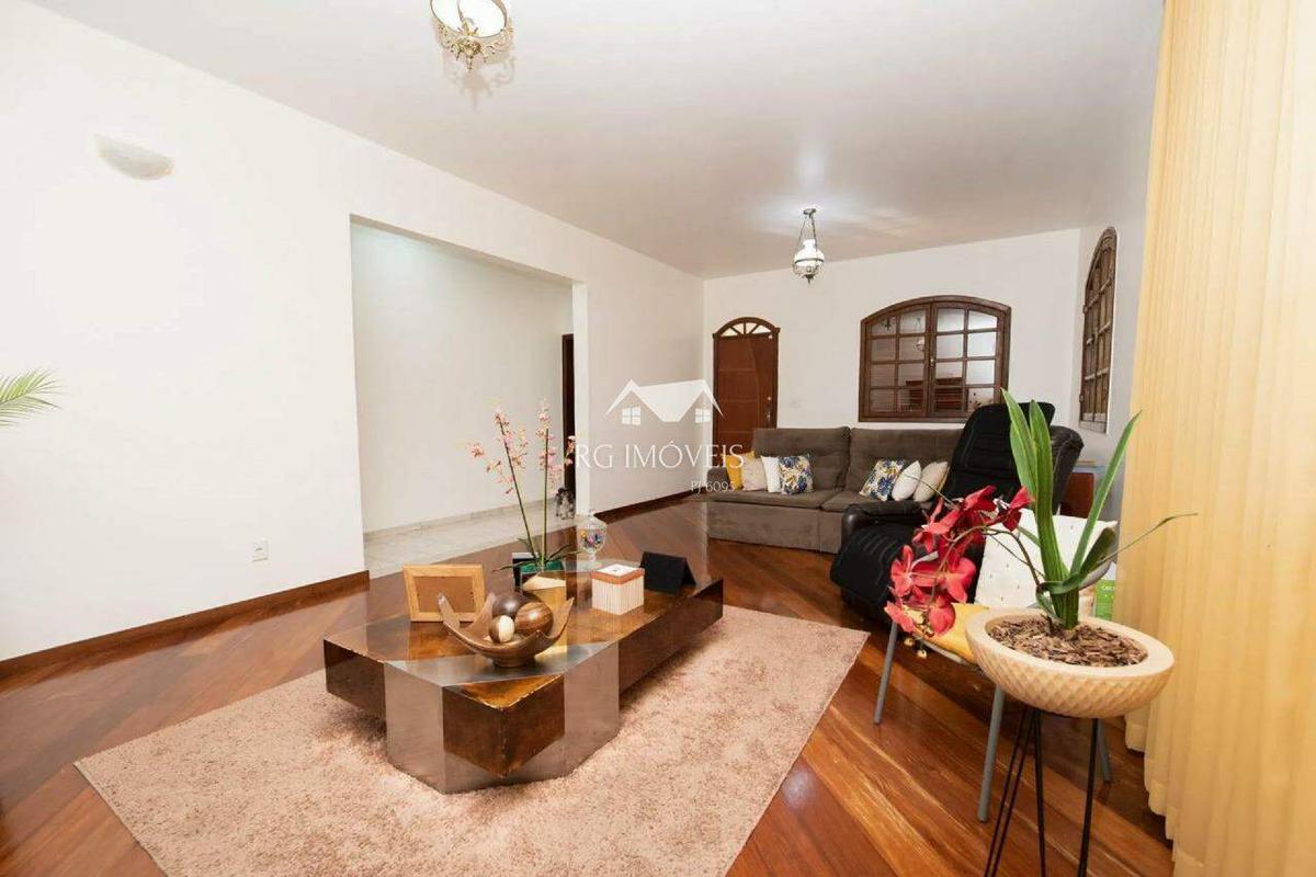 Casa, Diamante, 3 Quartos, 4 Vagas, 1 Suíte