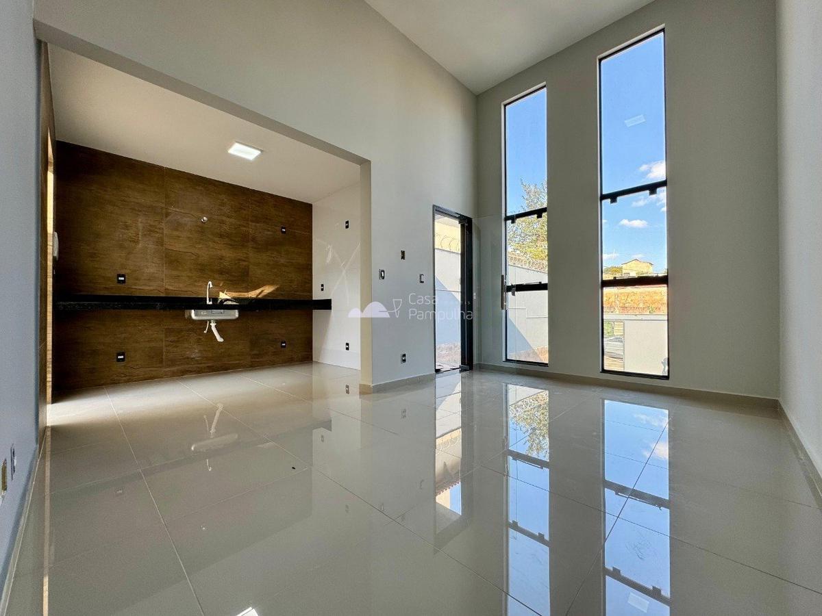 Casa, Canaã, 3 Quartos, 4 Vagas, 1 Suíte