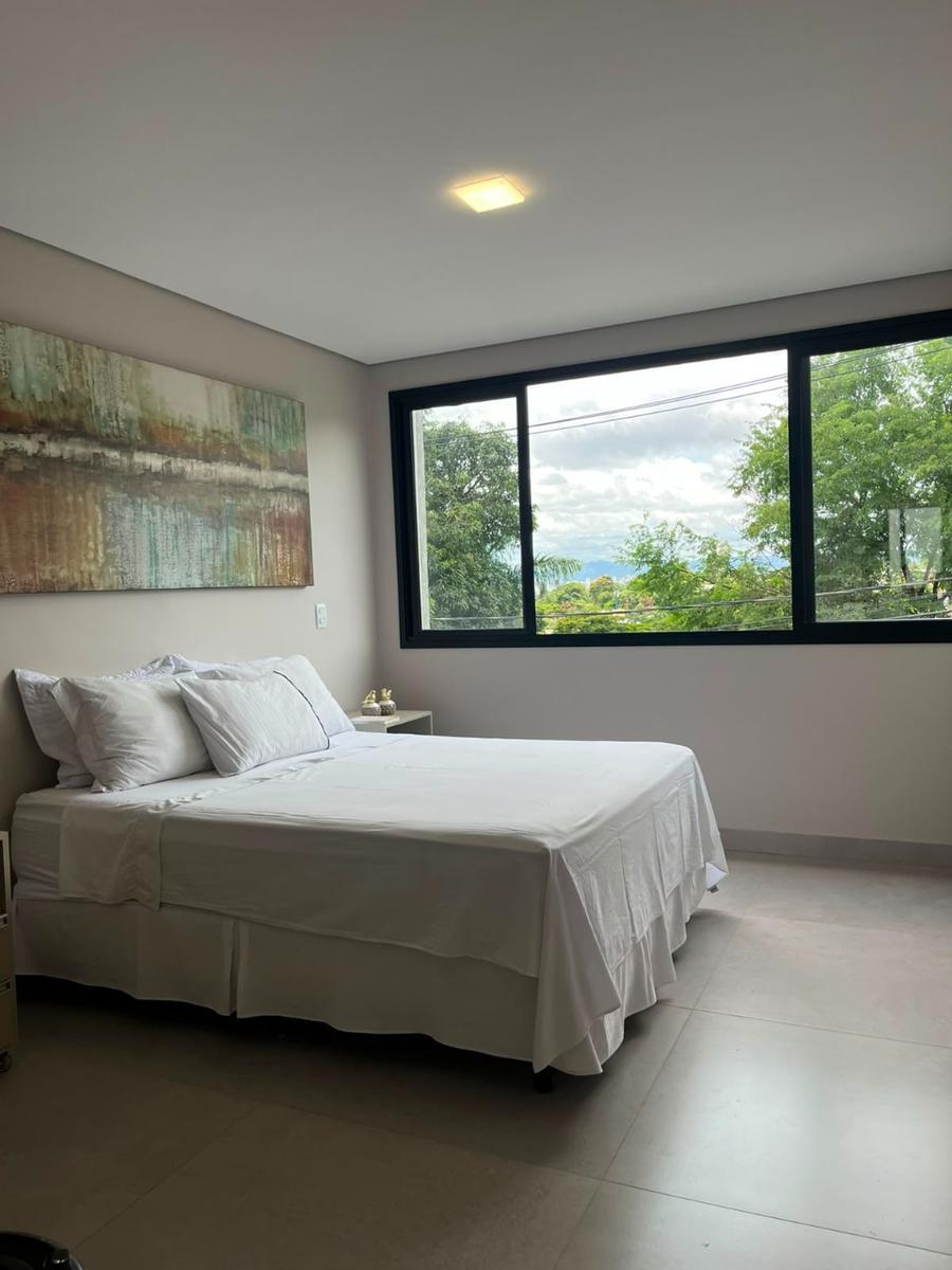 Casa, Trevo, 3 Quartos, 2 Vagas, 3 Suítes