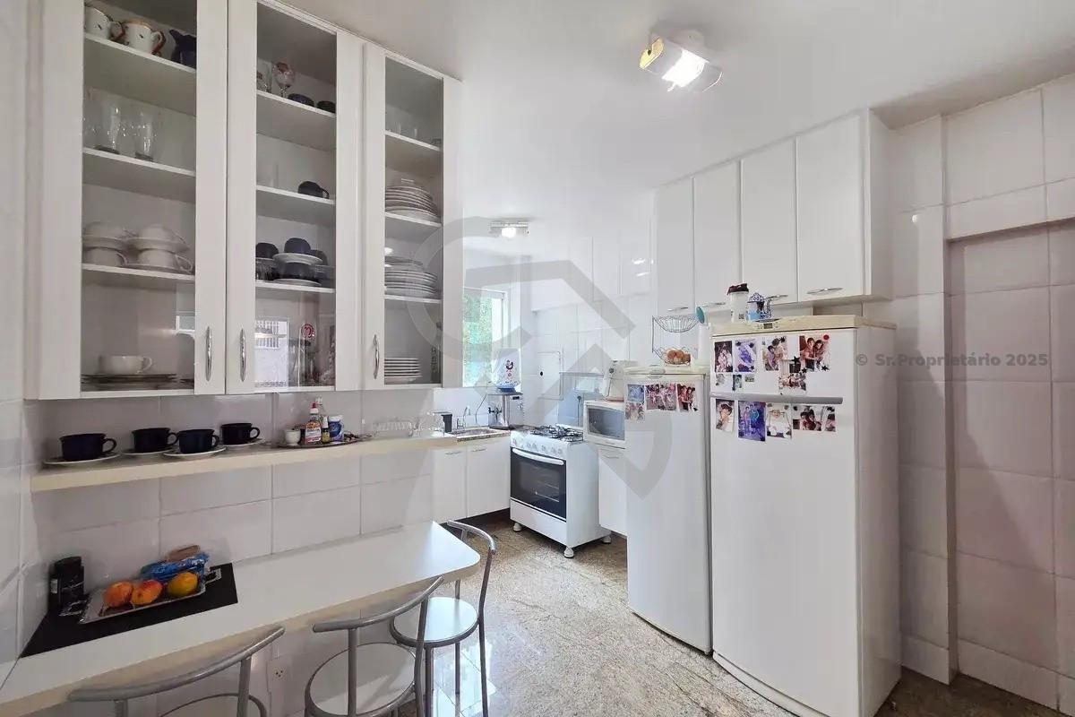 Apartamento, Luxemburgo, 4 Quartos, 3 Vagas, 1 Suíte