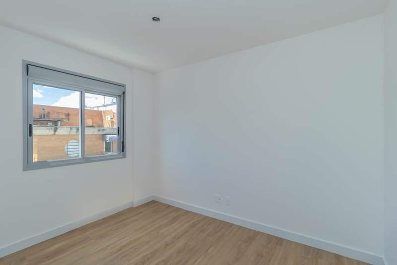 Apartamento, Sagrada Família, 3 Quartos, 2 Vagas, 1 Suíte