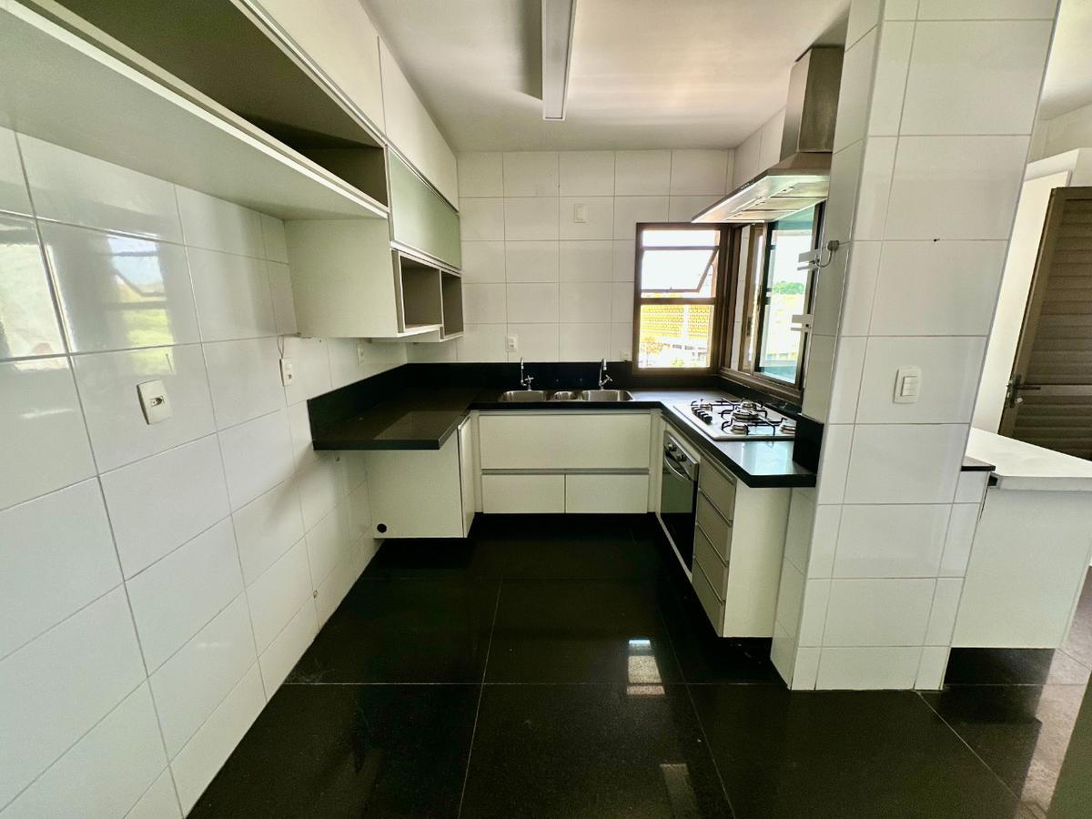 Apartamento, São José, 3 Quartos, 3 Vagas, 3 Suítes