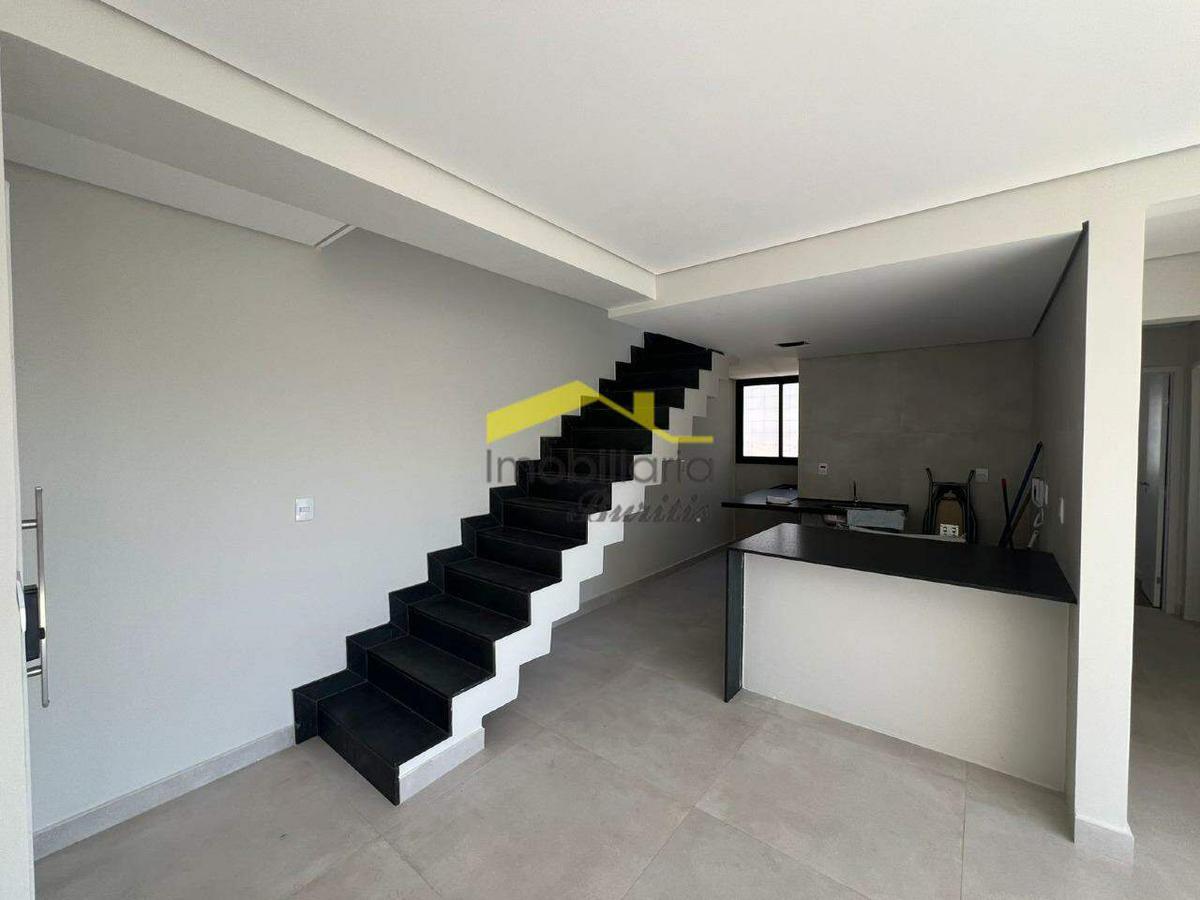 Cobertura, Buritis, 2 Quartos, 2 Vagas, 2 Suítes