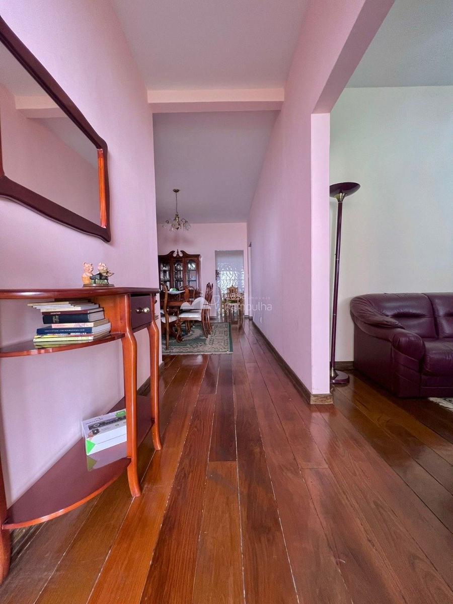 Casa, Jardim Leblon, 3 Quartos, 3 Vagas, 1 Suíte