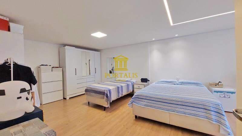 Casa, Comiteco, 5 Quartos, 3 Vagas, 4 Suítes