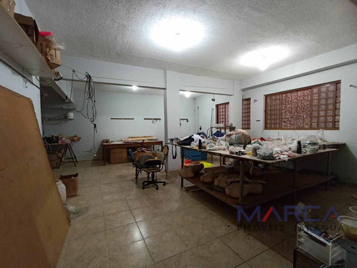 Casa, Fernão Dias, 0 Quarto, 0 Vaga