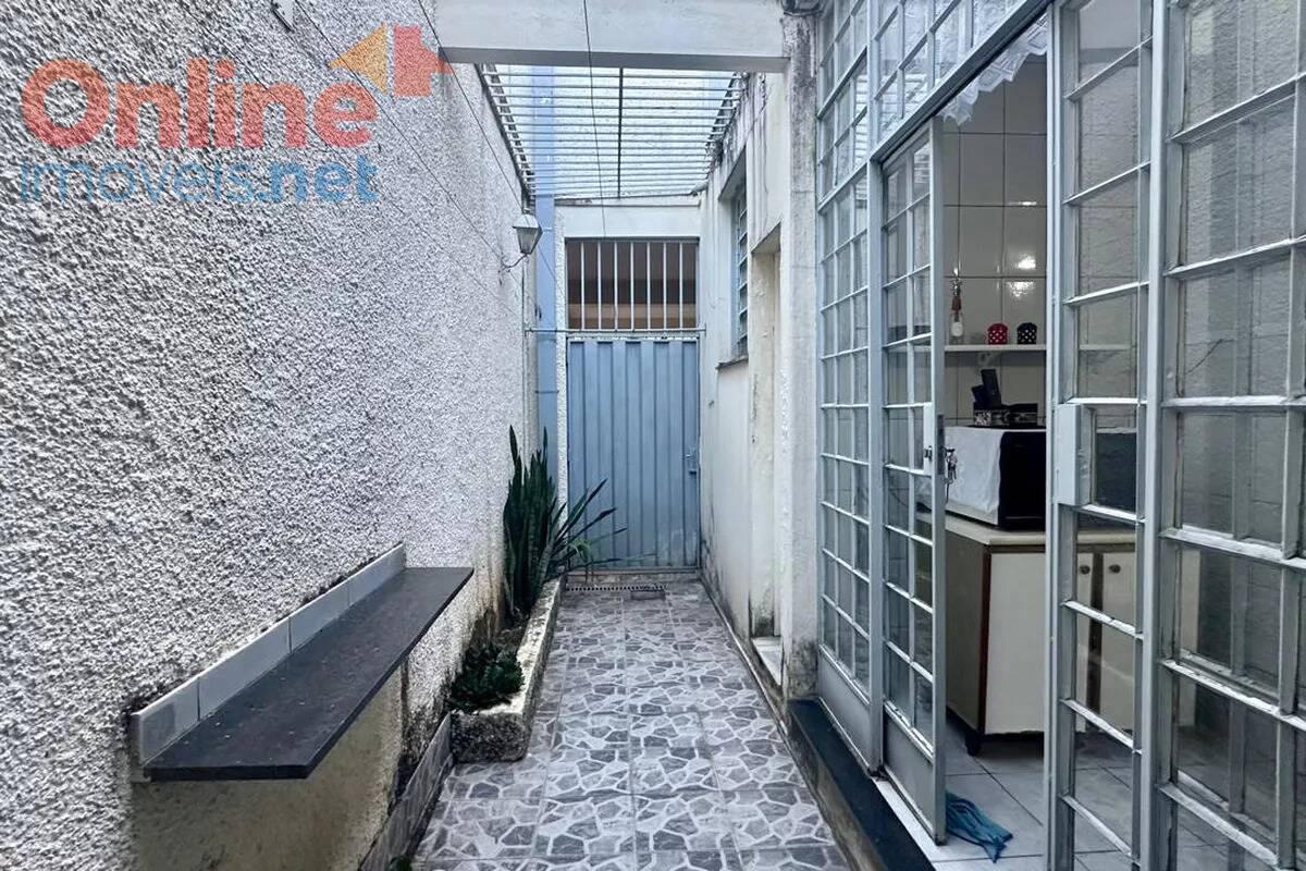 Casa, Serra, 4 Quartos, 0 Vaga, 1 Suíte