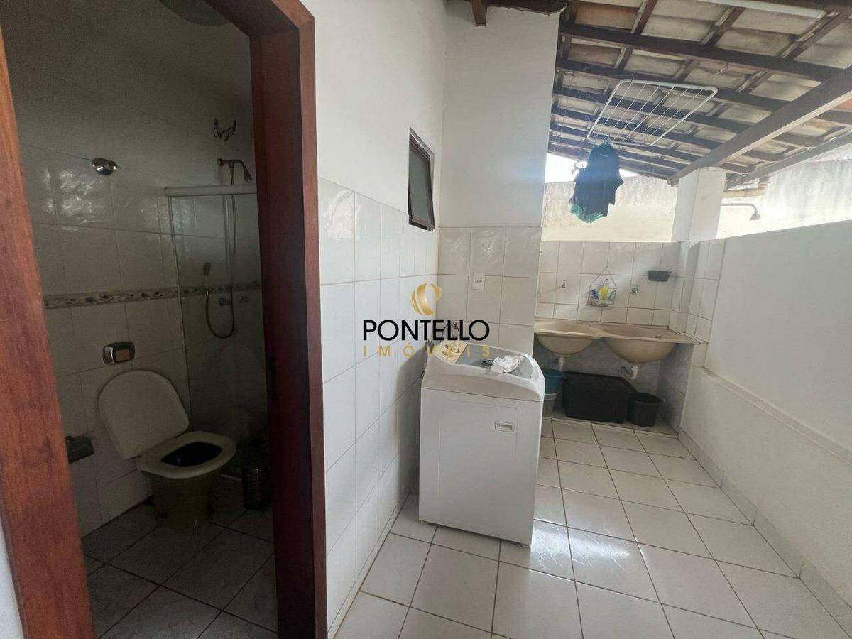 Casa, Canaã, 4 Quartos, 2 Vagas, 1 Suíte