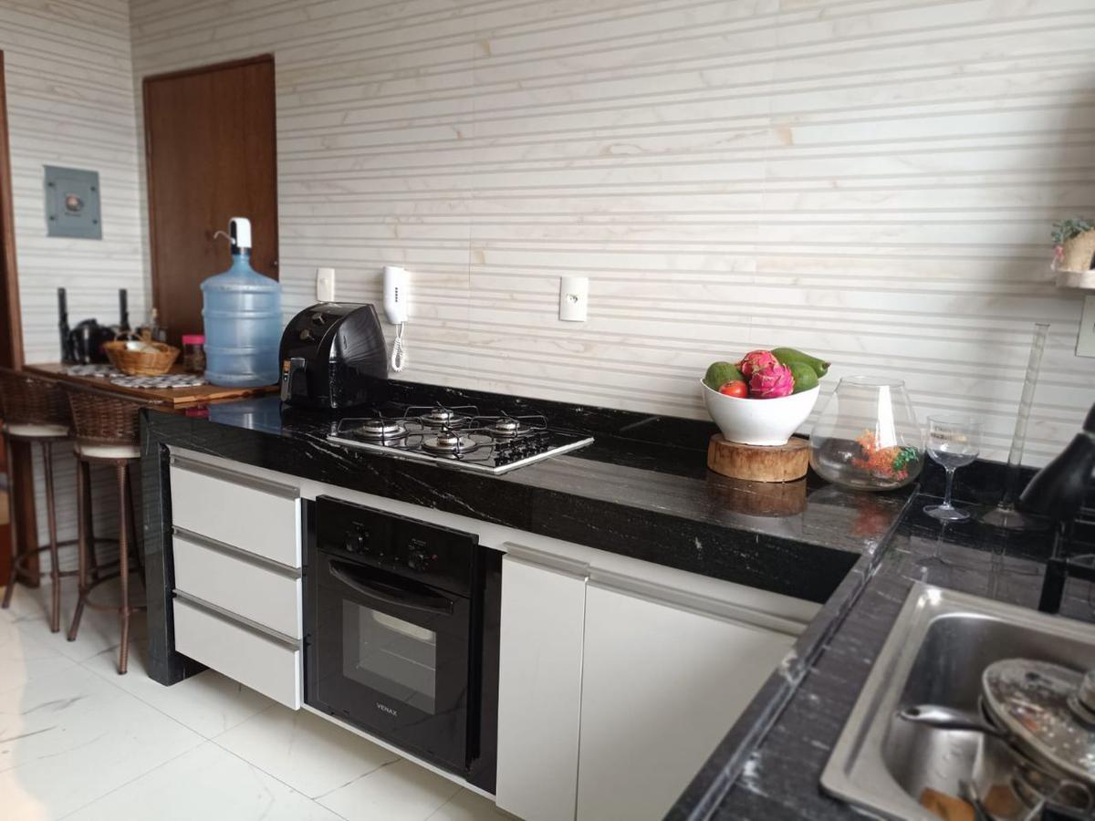 Apartamento, Sagrada Família, 3 Quartos, 1 Vaga, 1 Suíte